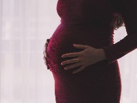 Za trudnice korona opasnija od vakcine
