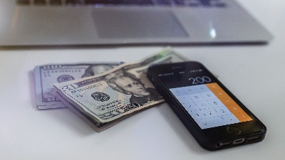 money-22129651920.jpg