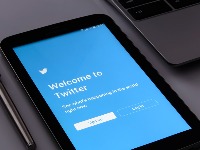 Tviter testira opciju za prijavljivanje lažnih vijesti