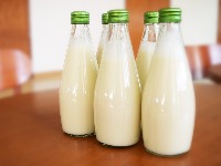 milk-12238001920.jpg