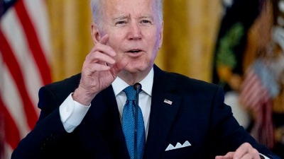 Biden threatens direct sanctions on Putin