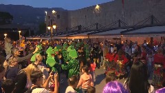 Svečano otvoren Međunarodni turistički karneval u Budvi