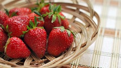 strawberry-11800481280.jpg