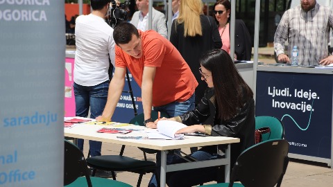 Na Sajmu zapošljavanja više od 30 poslodavaca Na Sajmu zapošljavanja više od 30 poslodavaca