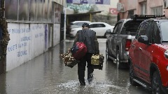 Obilni pljuskovi uzrokovali poplave u Ankari 