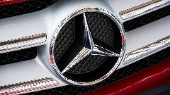 Mercedes povlači skoro milion vozila